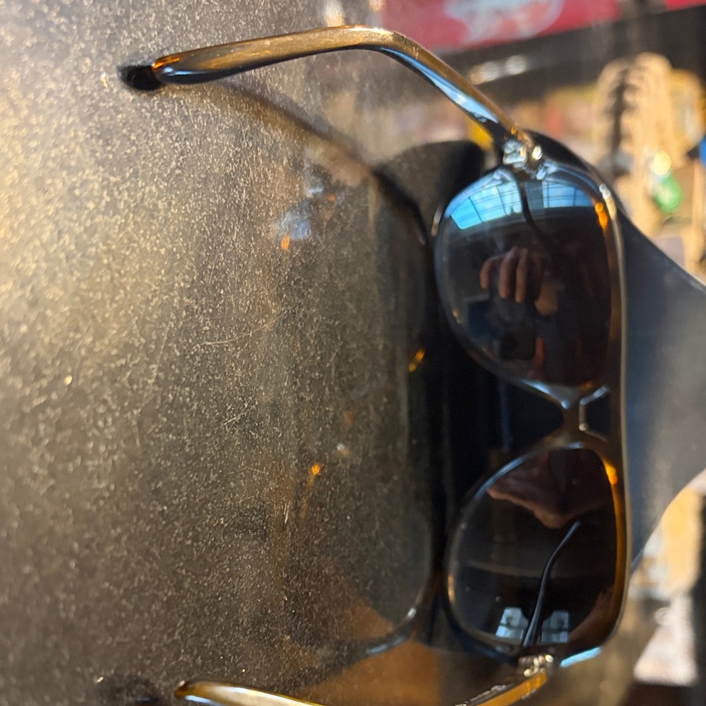 Ray-Ban Tortoise Shell Sunglasses - Picture 2 of 13